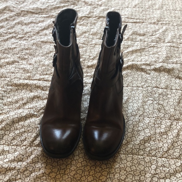 Clarks brown boots - Picture 2 of 5